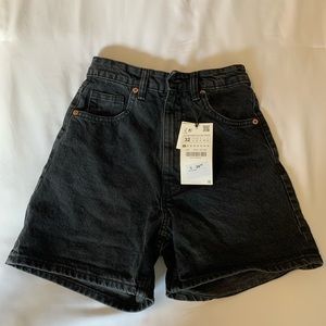 Zara jean shorts, black, US size 0, Brand new, Never worn, Tag still on!